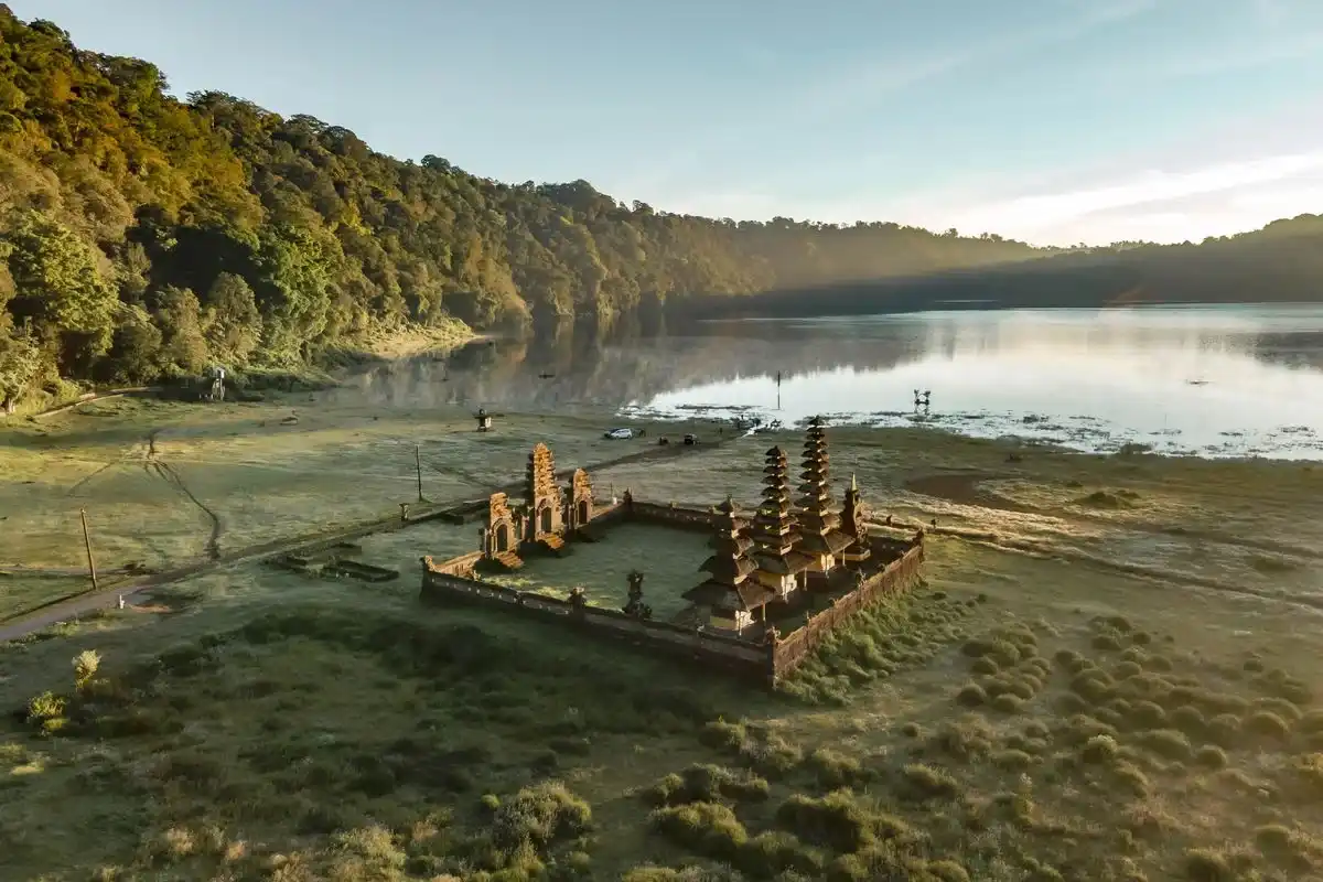 Discover the Hidden Paradise of Buleleng’s Untouched Beauty